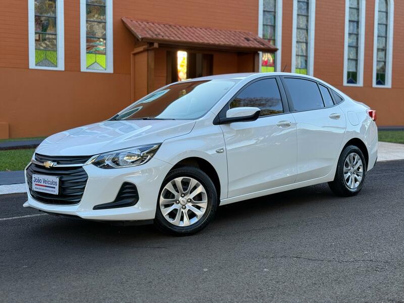 ONIX PLUS 1.0 LT 4P BRANCO