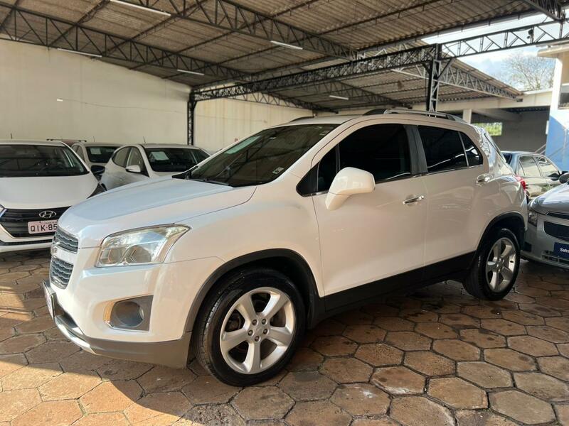 TRACKER 1.8 LTZ 4P BRANCA AUT. 